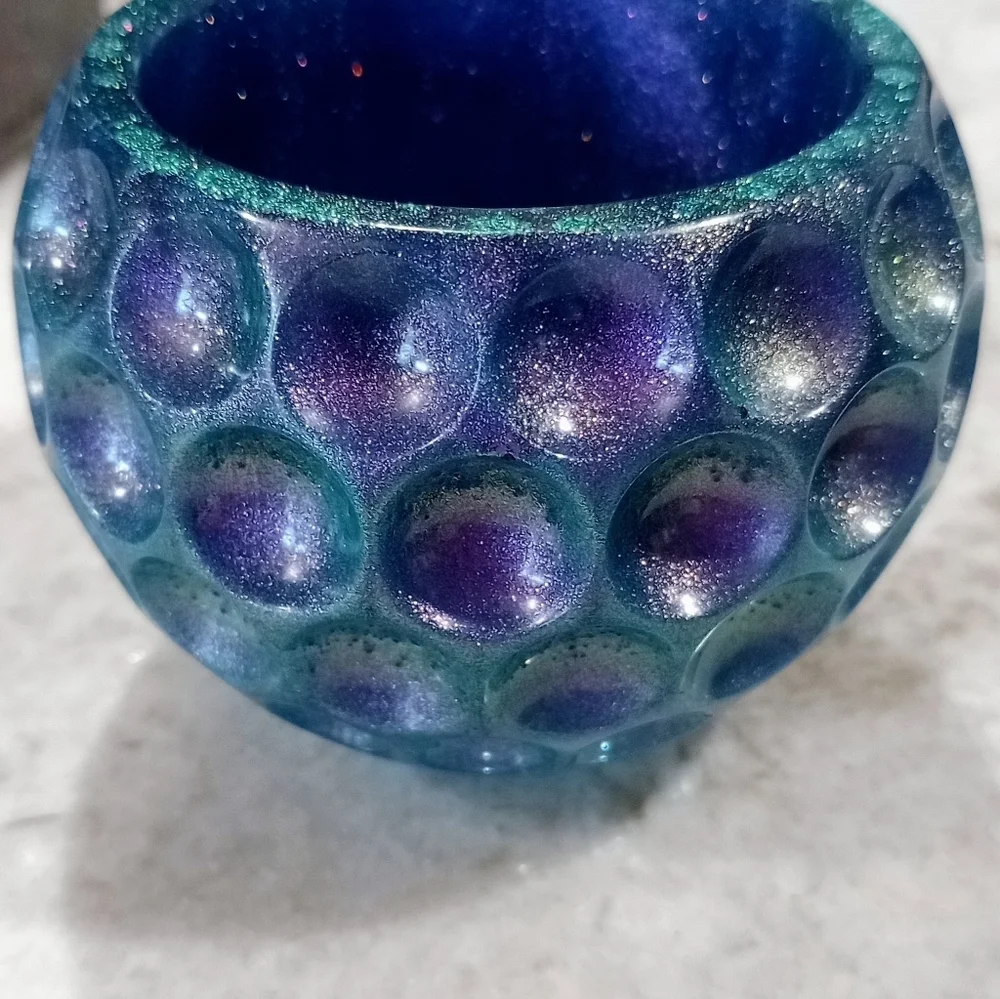 🄷🄰🄽🄳🄼🄰🄳🄴 🅂🄷🄸🄼🄼🄴🅁🅈 🄱🄻🅄🄴 🅁🄴🅂🄸🄽 🄲🄰🄽🄳🄻🄴 🄷🄾🄻 - Picture 2 of 3